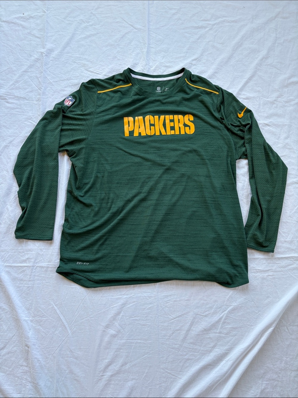 Nike On Field Green Packers Long Sleeve Shirt Dri-Fit with Yellow Logo Men’s XXL